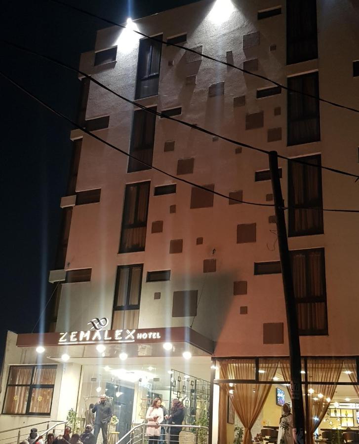Zemalex Hotel Адис Абеба Екстериор снимка